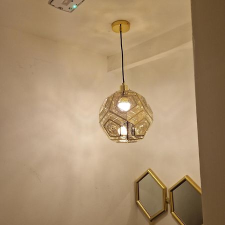 Highfields Living - All Rooms Ensuite- Free Wifi- Free Local Parking Sheffield Buitenkant foto