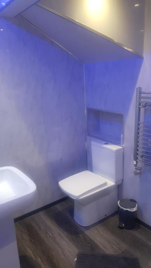 Highfields Living - All Rooms Ensuite- Free Wifi- Free Local Parking Sheffield Buitenkant foto