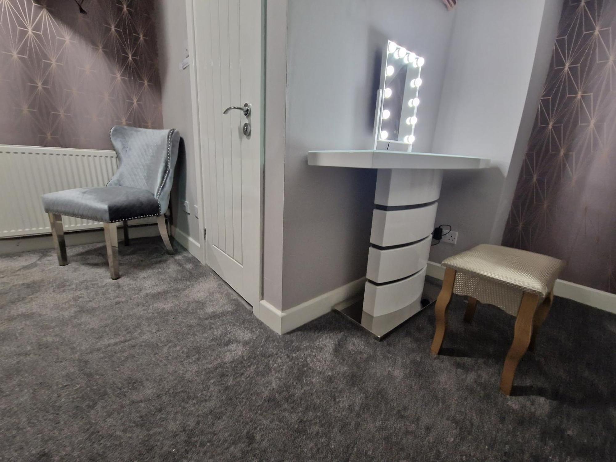 Highfields Living - All Rooms Ensuite- Free Wifi- Free Local Parking Sheffield Buitenkant foto